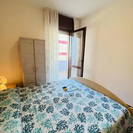 Apartment With Balcony In Bibione